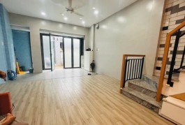 BÁN NHÀ HXH- 3 TẦNG-3PN, 3WC-65M2-GẦN CHỢ CÂY XOÀI-CÁT LÁI- QUẬN 2
